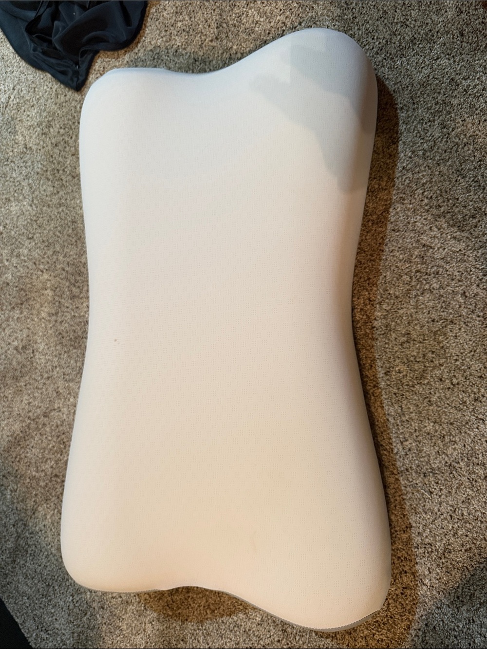 Beslovo Pillow